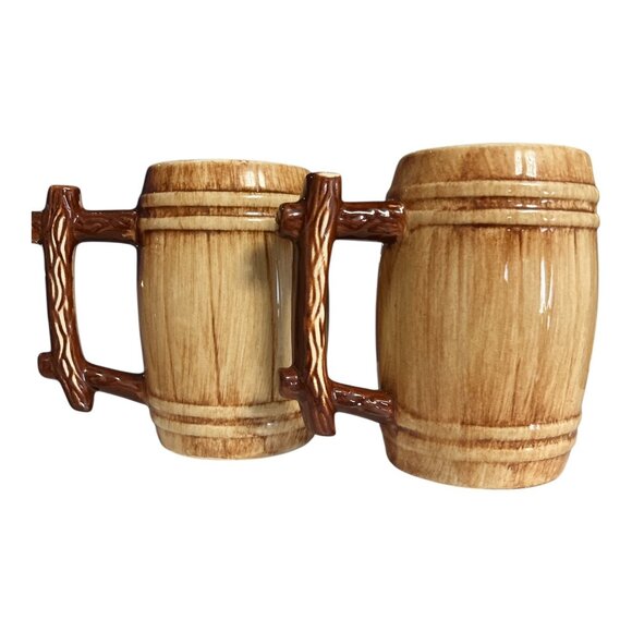 Pair of Vintage Williamsburg VA Barrel Mugs – The Governor's Palace Souvenir, Ma - Picture 2 of 6